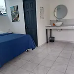 Charlys Room 9